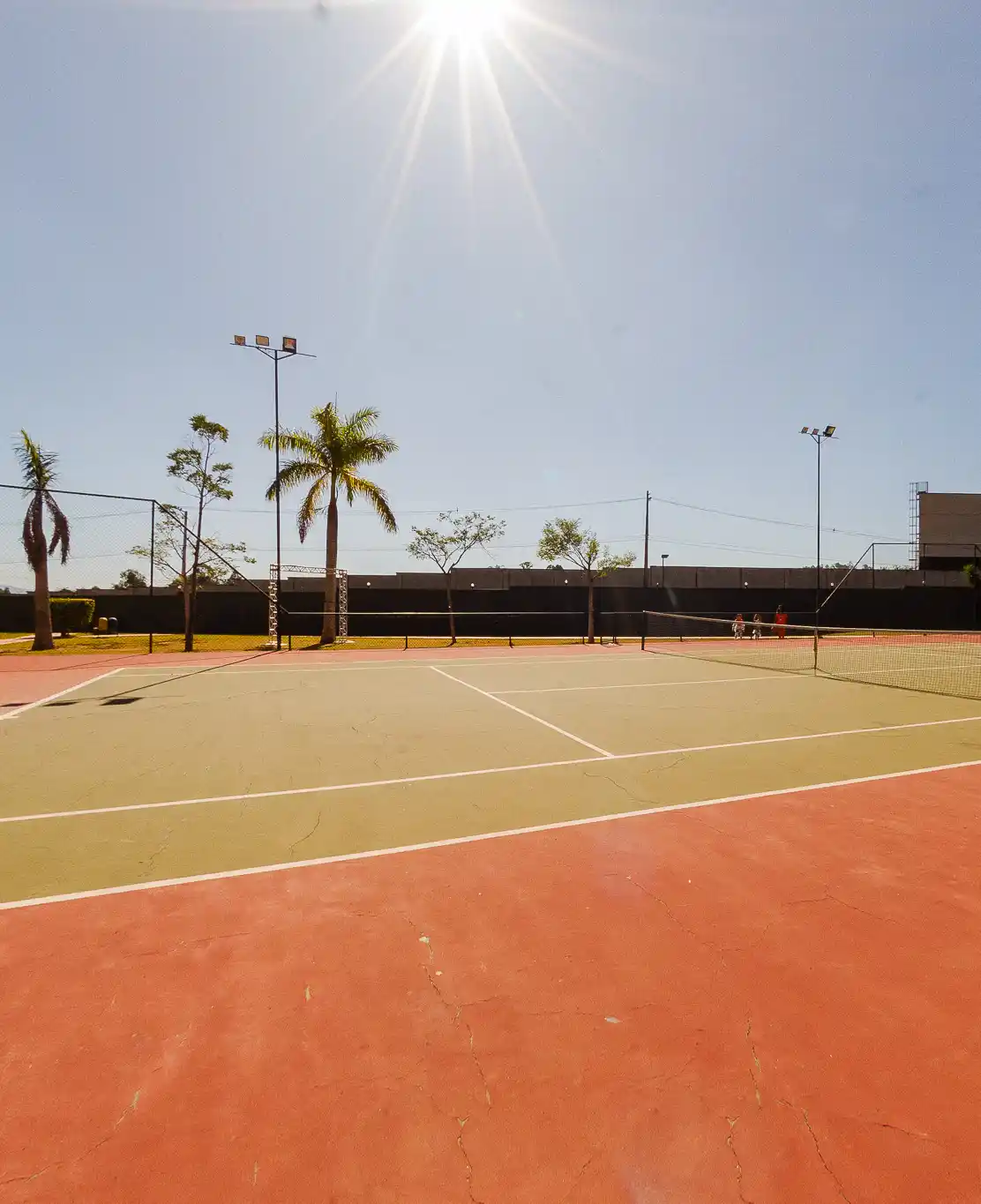 Quadras esportivas e lazer ativo